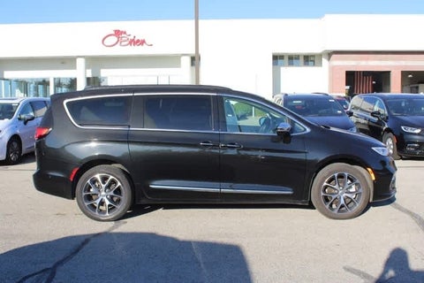 2022 Chrysler Pacifica Limited AWD in Indianapolis, IN - O'Brien Automotive Family