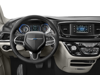 2018 Chrysler Pacifica Limited - FWD