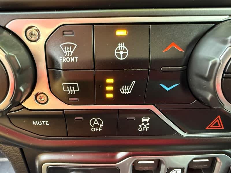 2022 Jeep Wrangler High Tide 4x4