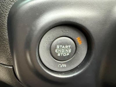 2019 Jeep Wrangler Unlimited Sahara Altitude 4x4