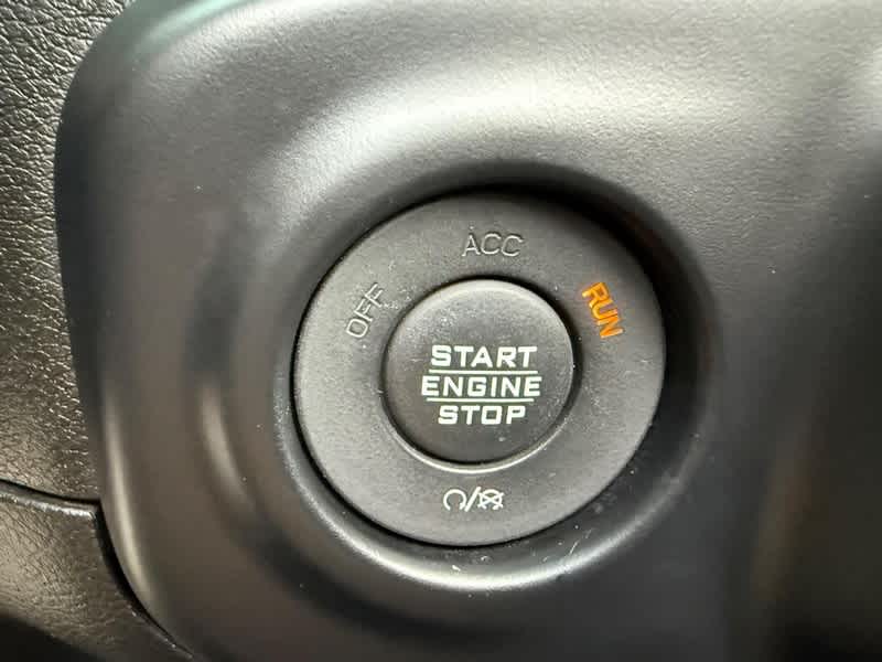 2019 Jeep Wrangler Unlimited Sahara Altitude 4x4