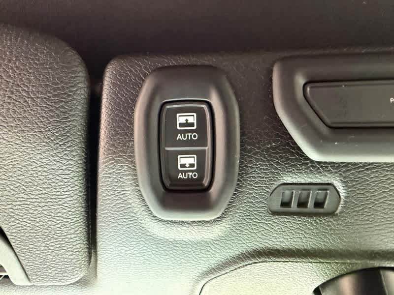 2019 Jeep Wrangler Unlimited Sahara Altitude 4x4