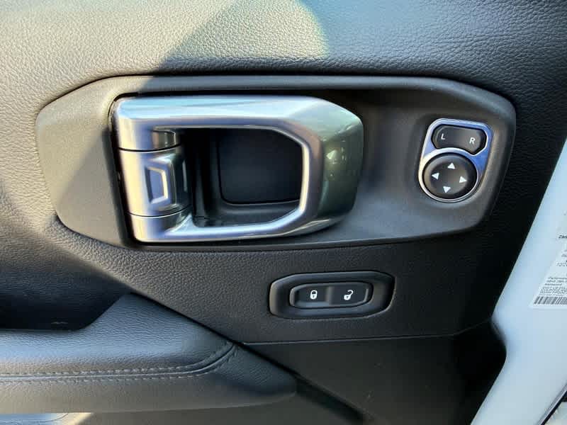 2022 Jeep Wrangler Sahara Altitude 4x4