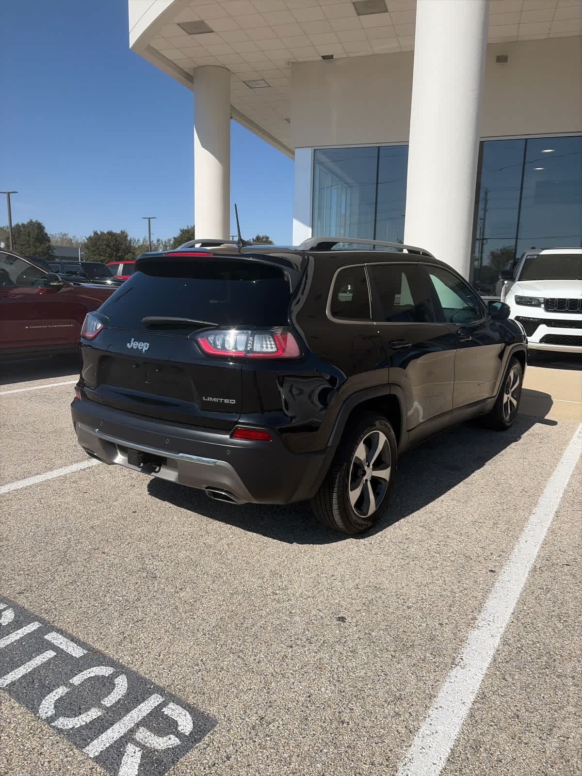 2019 Jeep Cherokee Limited FWD