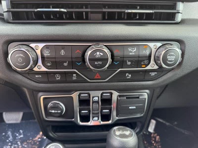 2025 Jeep Wrangler 4-DOOR SPORT S