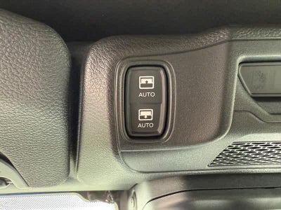 2025 Jeep Wrangler 4-DOOR SPORT S