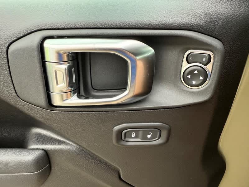 2025 Jeep Wrangler 4-DOOR SPORT S