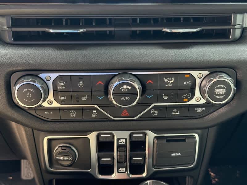 2025 Jeep Wrangler 4-DOOR SPORT S