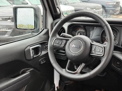 2025 Jeep Wrangler 4-Door Summit 4x4
