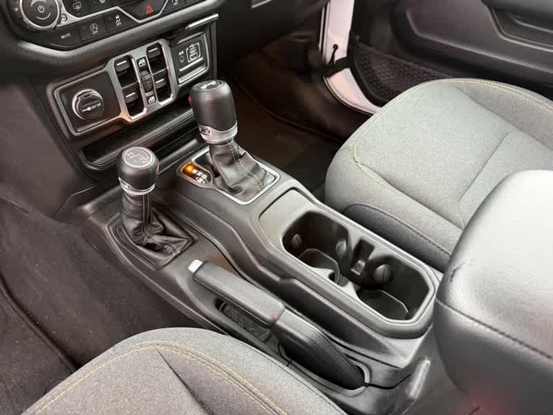 2025 Jeep Wrangler 4-Door Summit 4x4