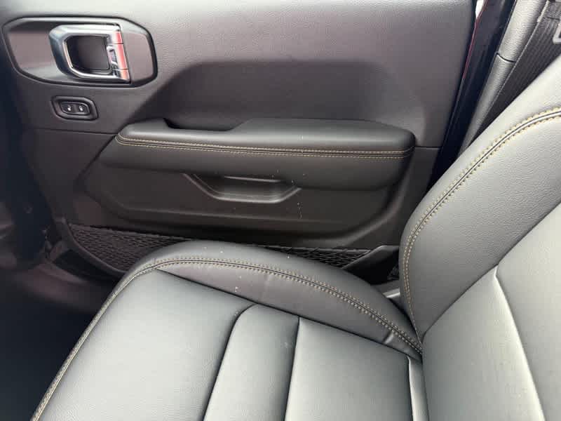 2026 Jeep Wrangler 4-DOOR SAHARA