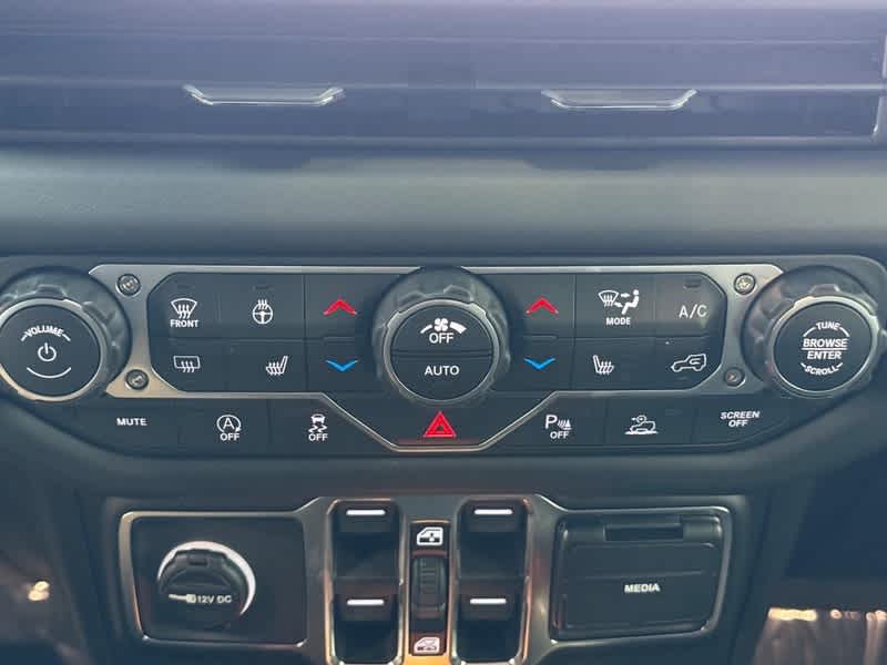 2026 Jeep Wrangler 4-DOOR SAHARA