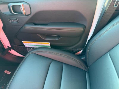 2026 Jeep Wrangler 4-DOOR SAHARA