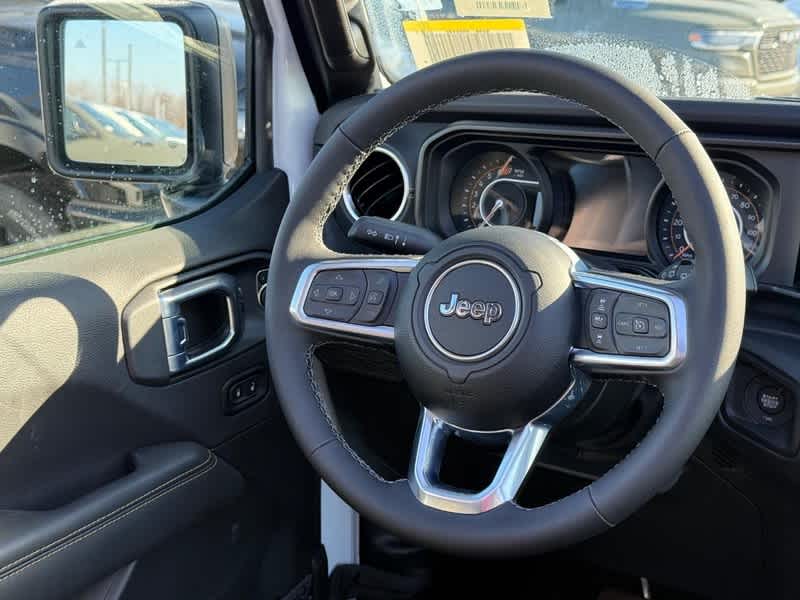 2026 Jeep Wrangler 4-DOOR SAHARA