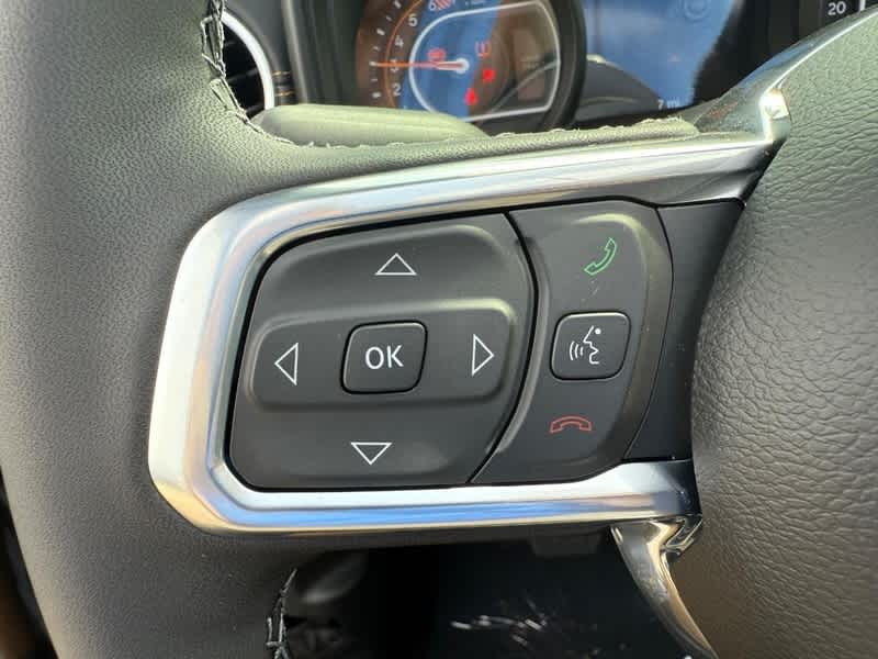 2025 Jeep Wrangler 4-DOOR SAHARA