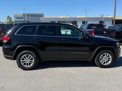 2018 Jeep Grand Cherokee Laredo 4x4