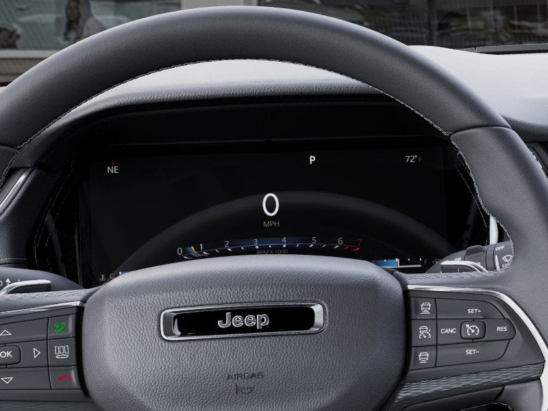 2026 Jeep Grand Cherokee LAREDO 4X4