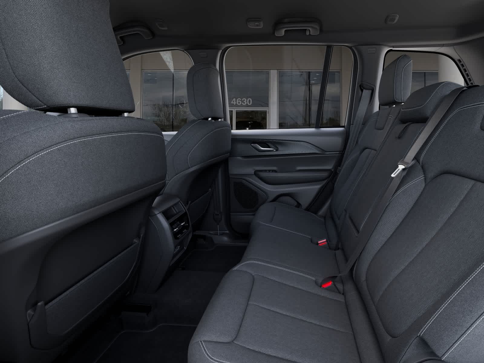 2026 Jeep Grand Cherokee LAREDO X 4X4