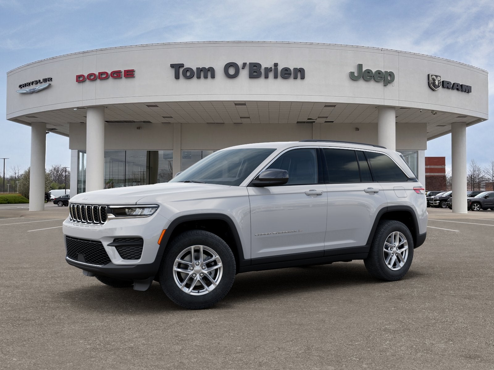 2026 Jeep Grand Cherokee LAREDO X 4X4