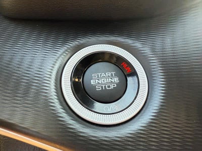 2023 Jeep Grand Cherokee Laredo X 4x4