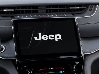2027 Jeep Grand Cherokee LAREDO 4X4