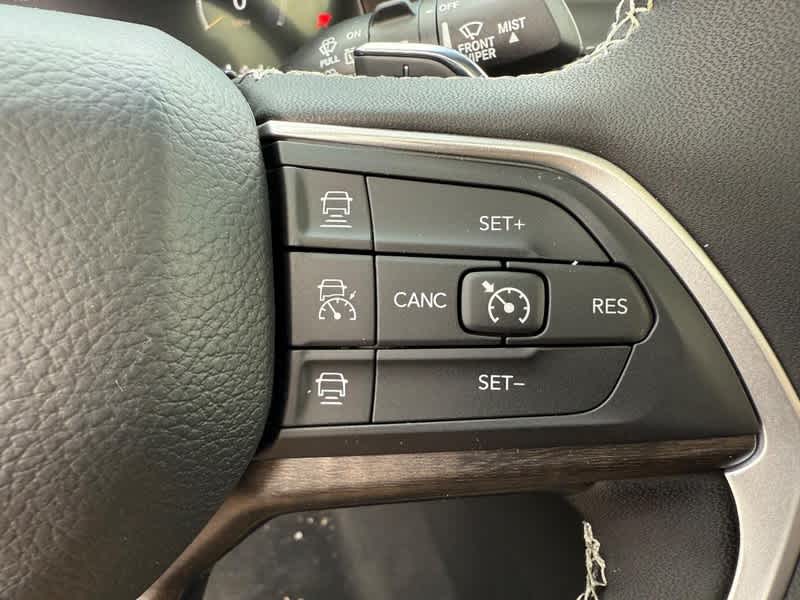 2025 Jeep Grand Cherokee LIMITED 4X4