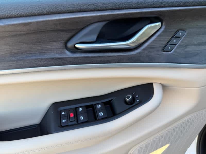 2025 Jeep Grand Cherokee LIMITED 4X4