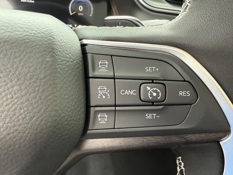 2025 Jeep Grand Cherokee LIMITED 4X4