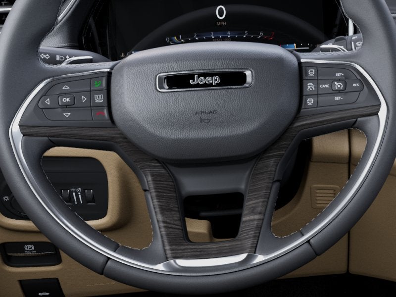 2025 Jeep Grand Cherokee LIMITED 4X4