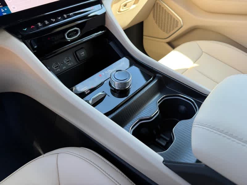 2026 Jeep Grand Cherokee LIMITED 4X4