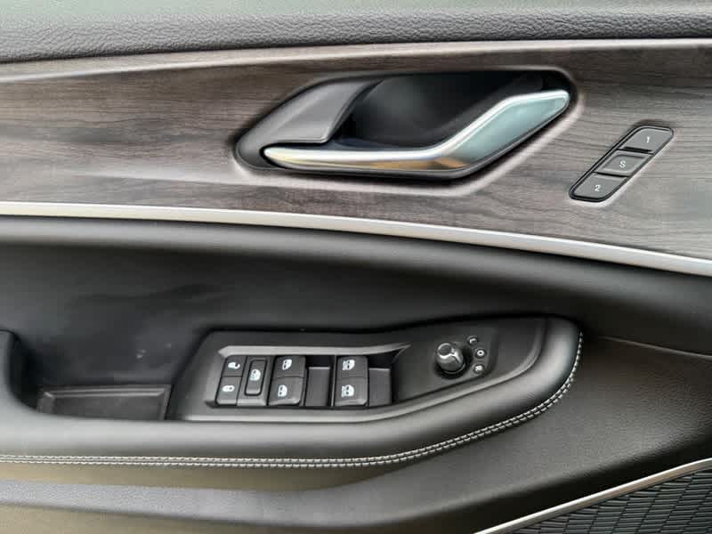 2026 Jeep Grand Cherokee LIMITED 4X4