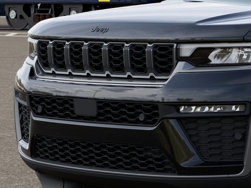 2026 Jeep Grand Cherokee 85th Anniversary Edition - 4x4