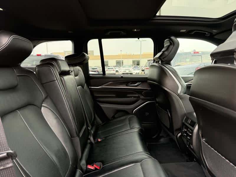 2024 Jeep Grand Cherokee Overland 4x4