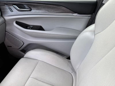 2023 Jeep Grand Cherokee Overland 4x4