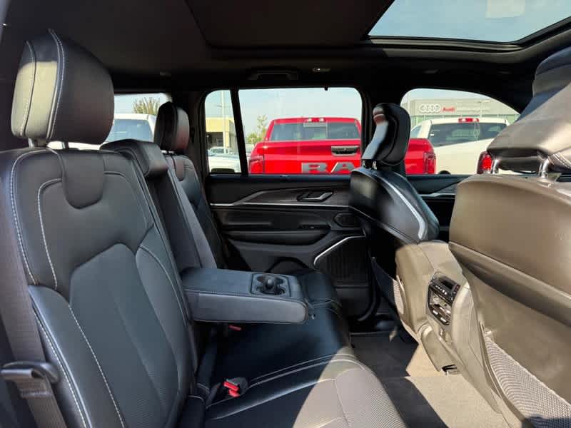 2024 Jeep Grand Cherokee Overland 4x4