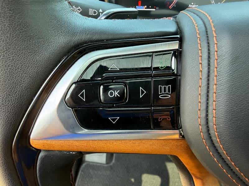 2025 Jeep Grand Cherokee Summit Reserve 4x4