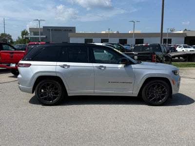 2025 Jeep Grand Cherokee Summit Reserve 4x4