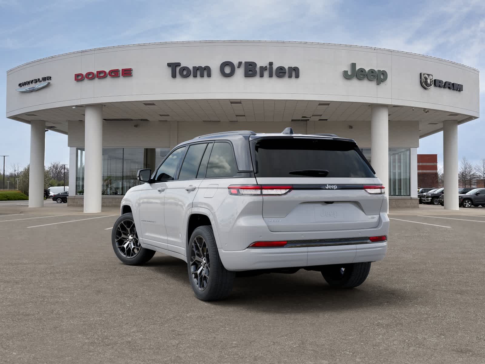 2026 Jeep Grand Cherokee SUMMIT 4X4