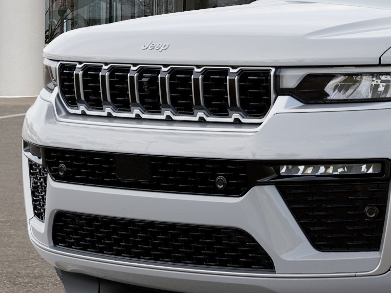 2026 Jeep Grand Cherokee SUMMIT 4X4