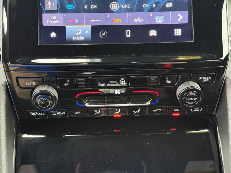 2023 Jeep Grand Cherokee L Altitude 4x4