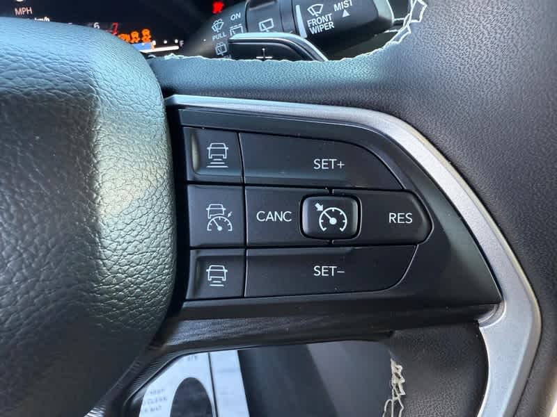 2023 Jeep Grand Cherokee L Altitude 4x4