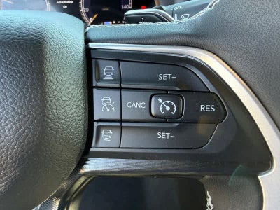 2023 Jeep Grand Cherokee L Altitude 4x4