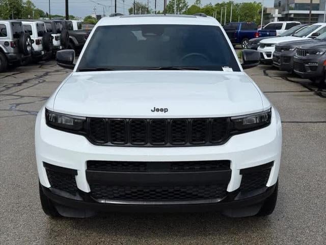 2023 Jeep Grand Cherokee L Altitude 4x4