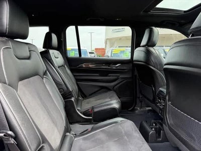 2023 Jeep Grand Cherokee L Altitude 4x4