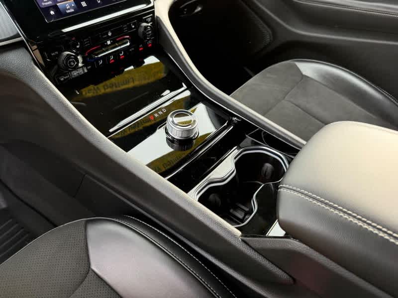 2023 Jeep Grand Cherokee L Altitude 4x4