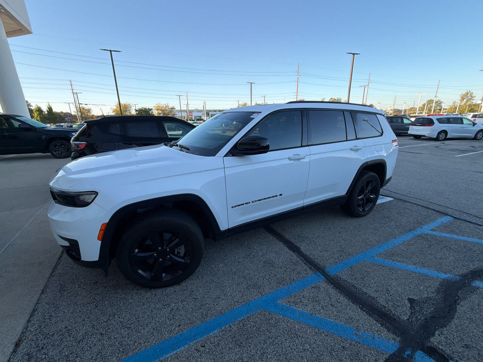 2023 Jeep Grand Cherokee L Altitude 4x4