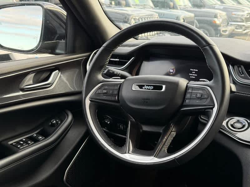 2022 Jeep Grand Cherokee L Altitude 4x4