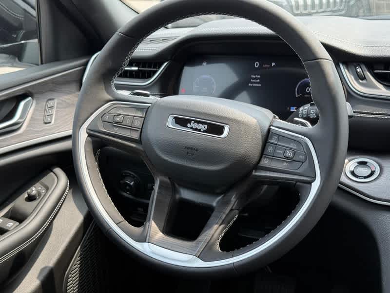 2025 Jeep Grand Cherokee L L LIMITED 4X4