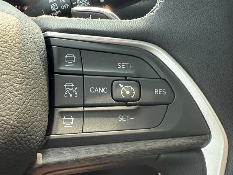 2025 Jeep Grand Cherokee L L LIMITED 4X4