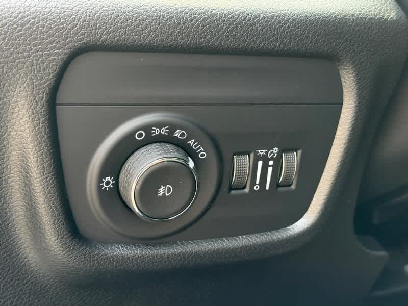 2025 Jeep Grand Cherokee L L LIMITED 4X4